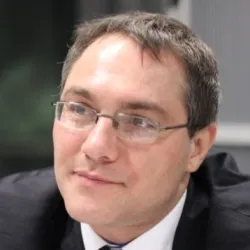 Carlos Bowles